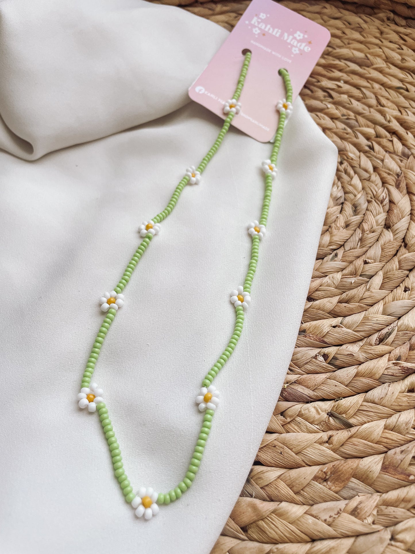 Daisy Beaded Necklace