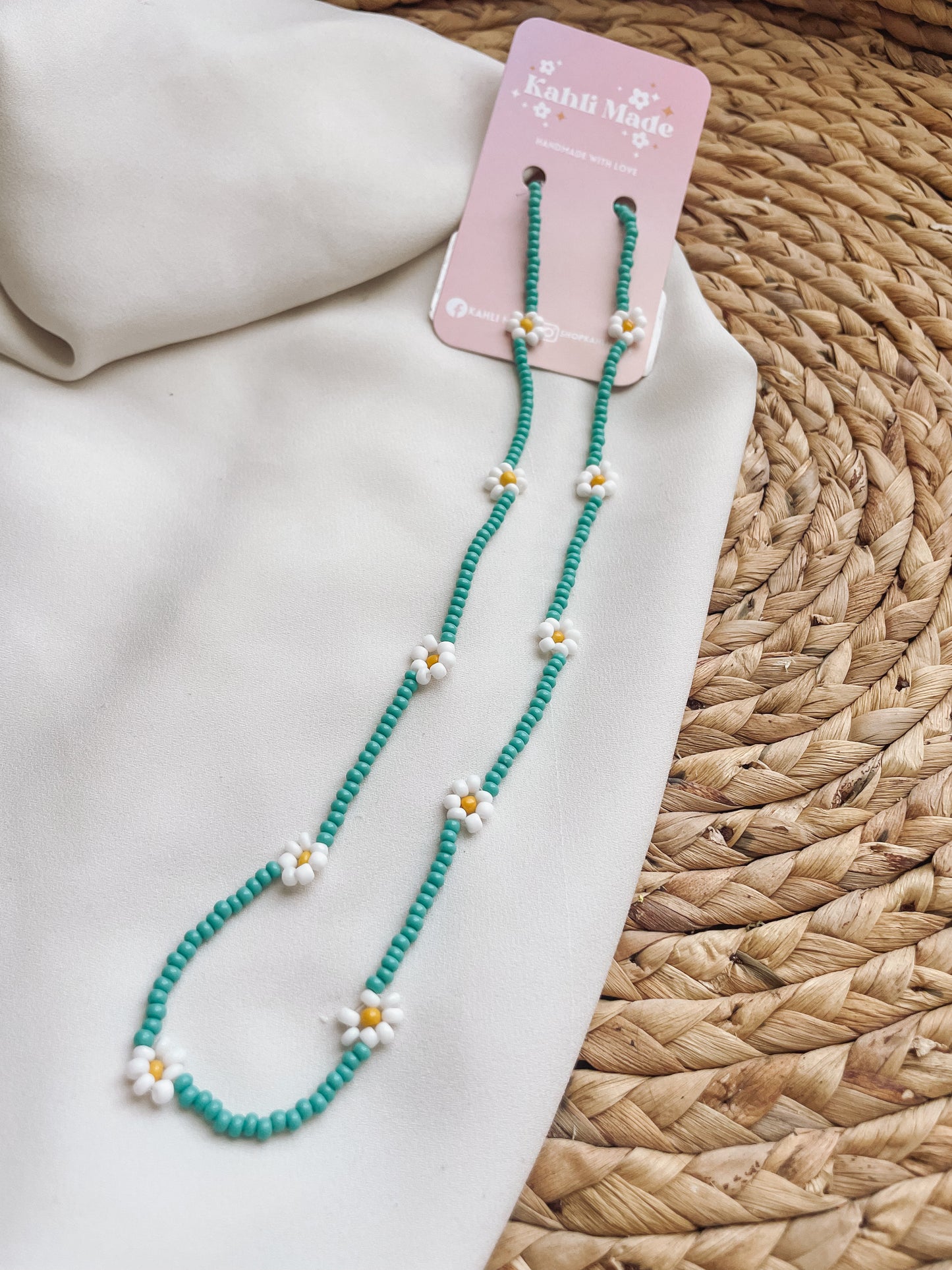 Daisy Beaded Necklace