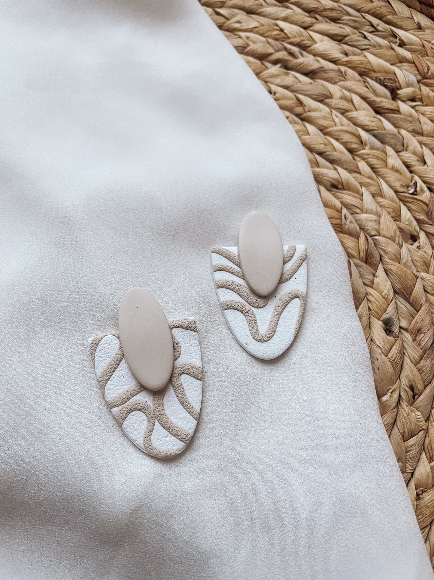 Neutral Art Deco Layered Earrings with Squiggle Details